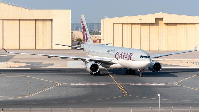 A7-ACS:Airbus A330-200:Qatar Airways